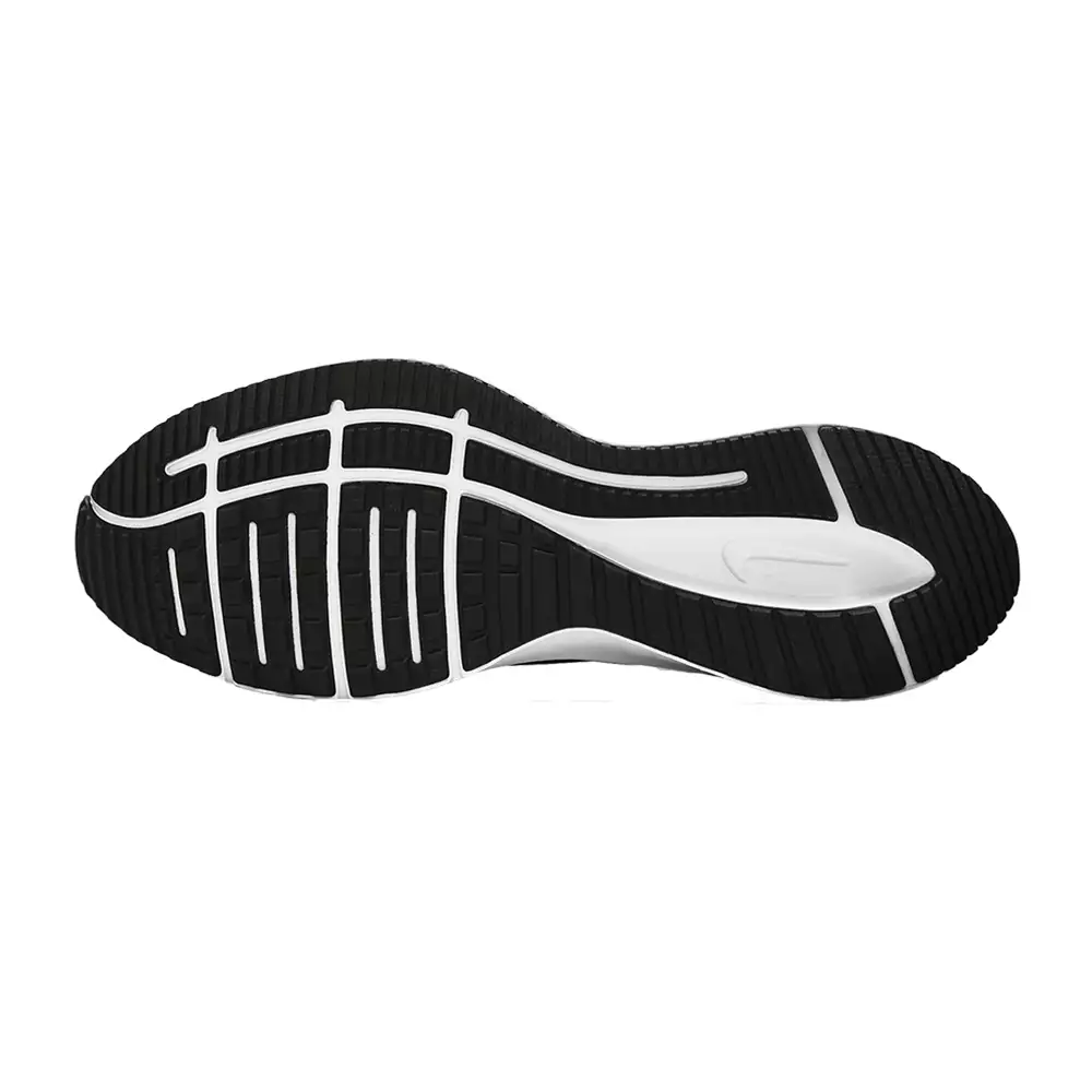 Tenis Running Nike Quest 4 - Negro-Blanco 1