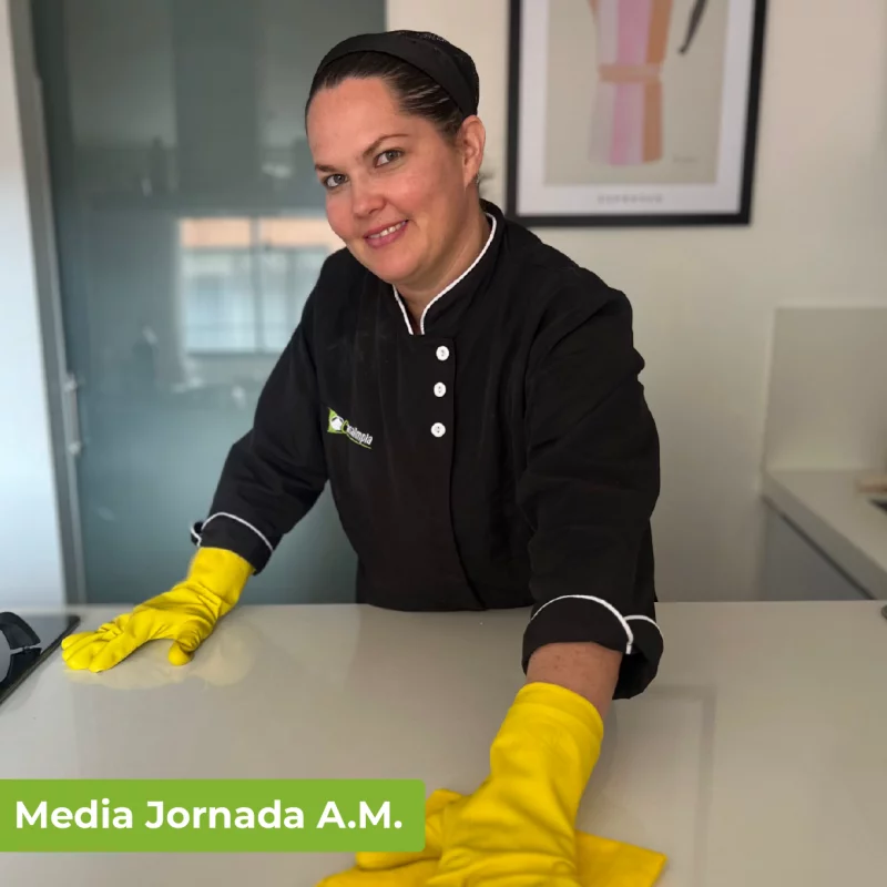 Servicios de limpieza hogares y empresas días especiales media jornada a.m. (3 Horas y 30 minutos)