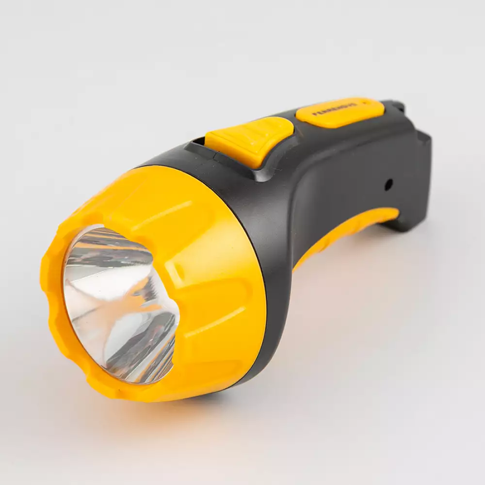 Linterna Recargable Con Agarre Ergonomico 1W Alcance De 40 Metros