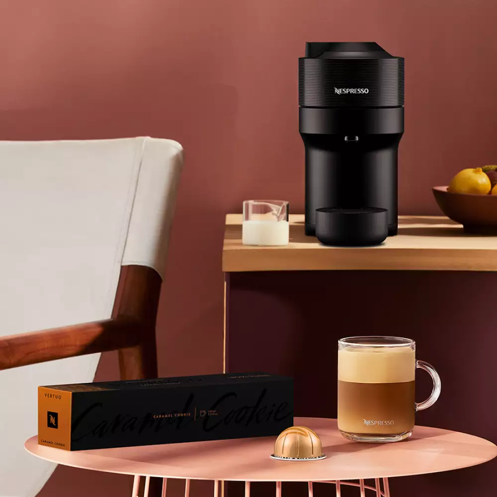 Máquina de Café Nespresso Vertuo Pop Compacta Negra