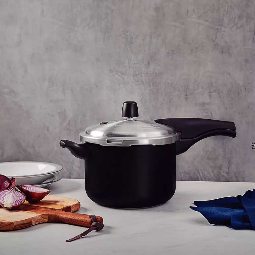 Olla De Presion Tramontina Negro 4.5 Lt Antiadherente 20591420