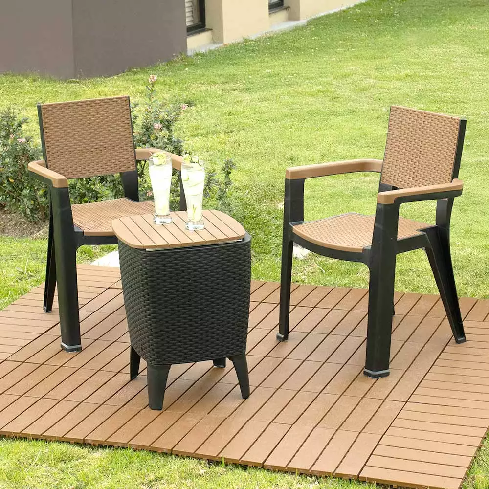 Set Conversacion Plasticos Mq 2 Sillas+Mesa Hielera Tabaco Polipropileno