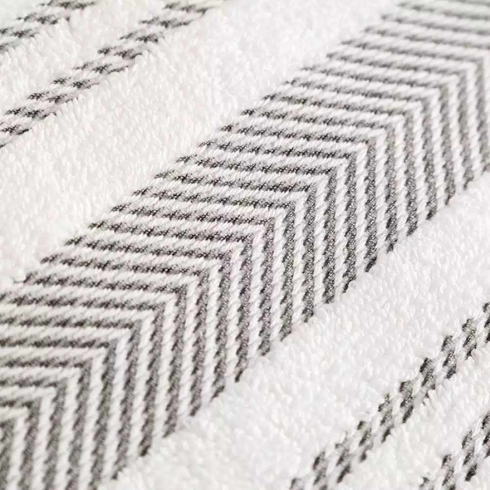 Toalla Cuerpo Expressions 550 Gsm Blanca 1