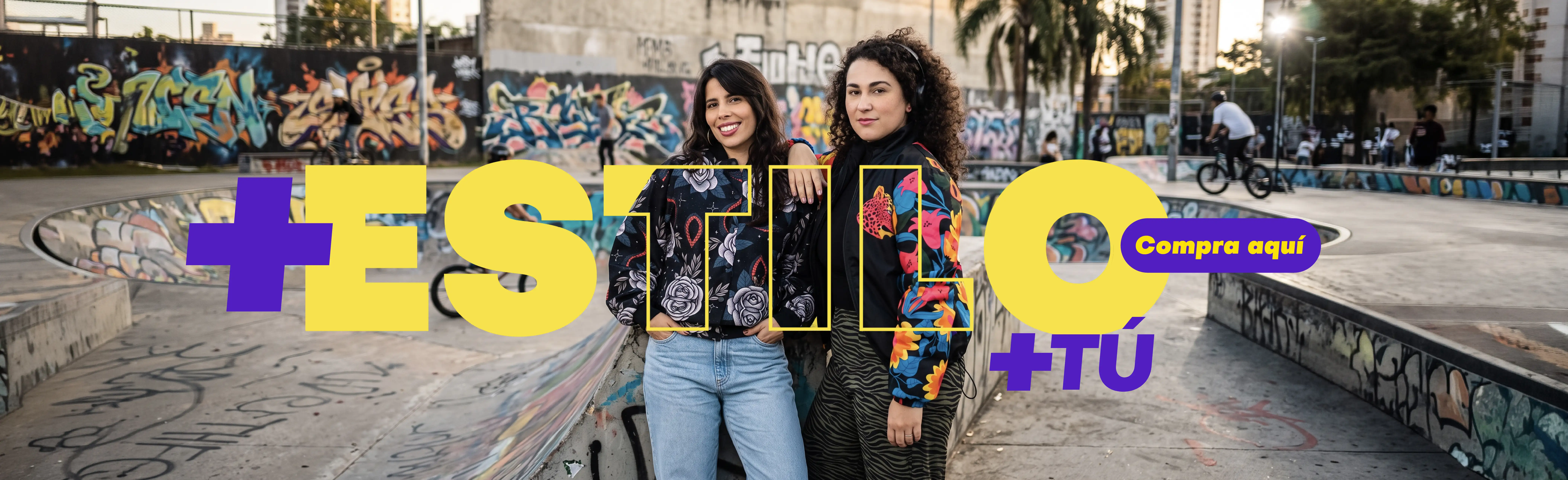 Moda, chaquetas y accesorios en La Plaza Morada