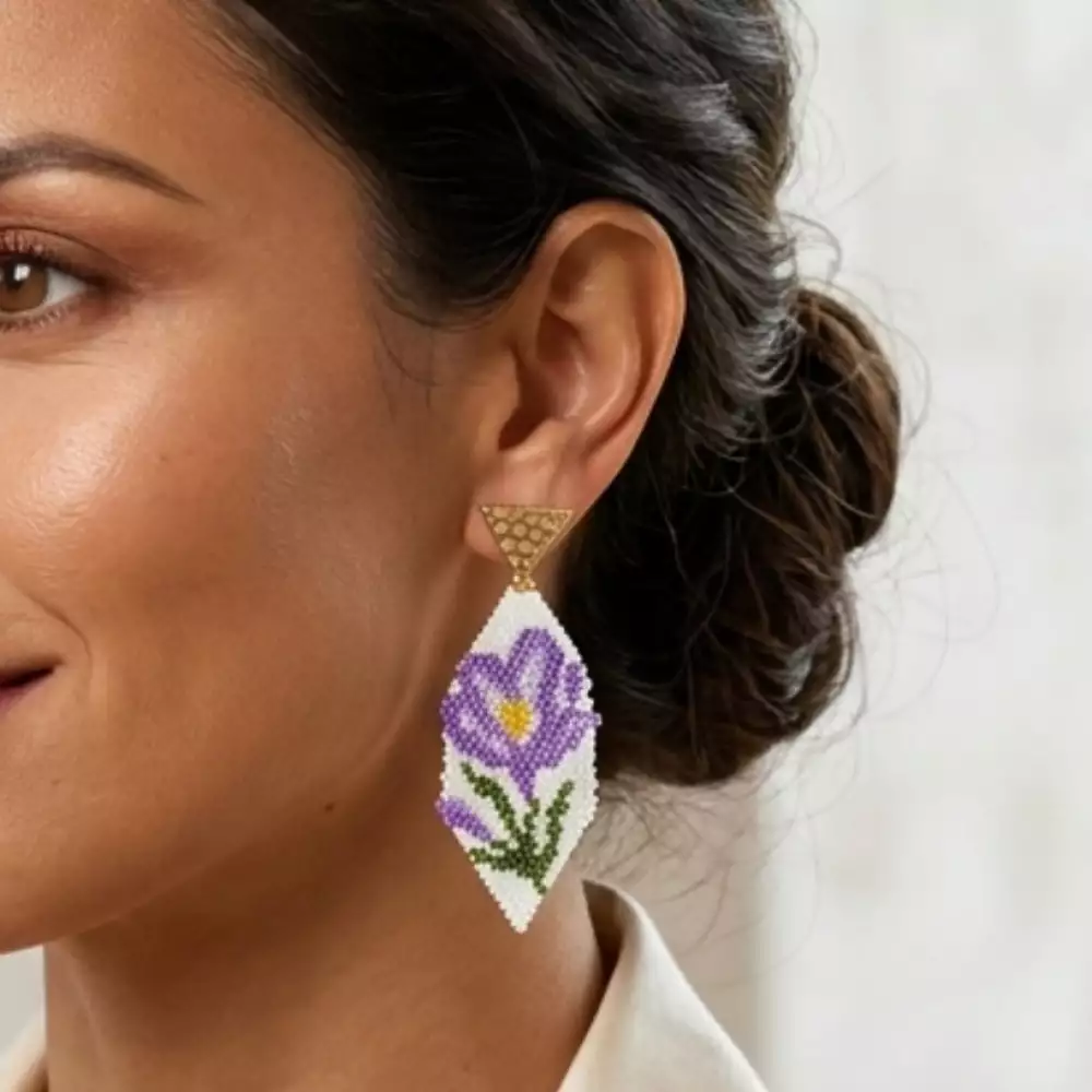 Aretes aurora lavanda rombo miyuki artesanal
