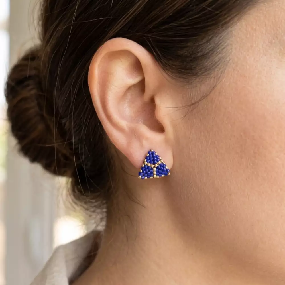 Aretes triangulares miyuki azul y dorado