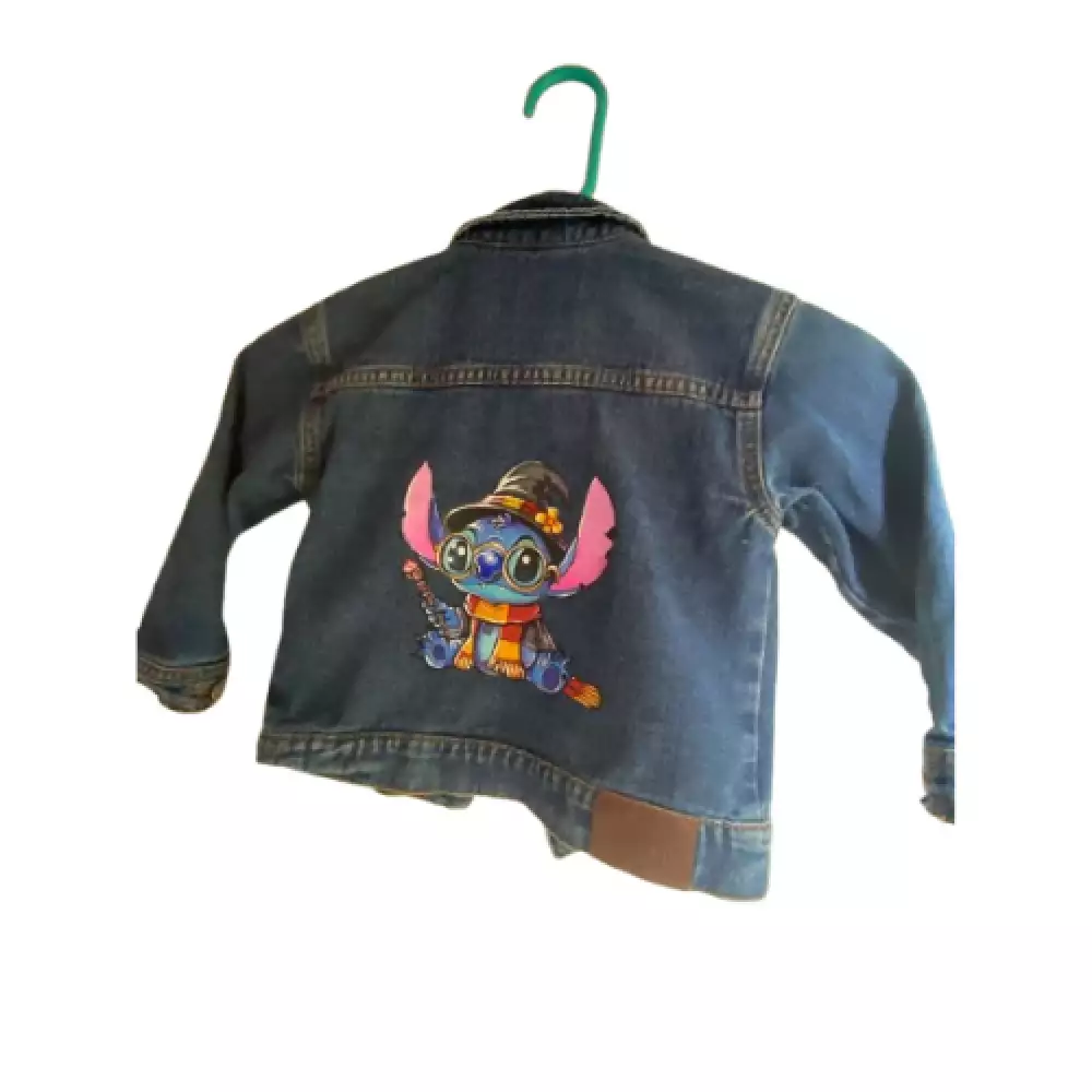 Arte que se lleva puesto: chaquetas y jeans únicos