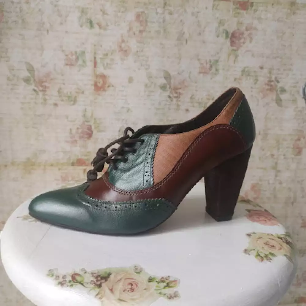 Botines vintage en cuero verde y miel talla 35