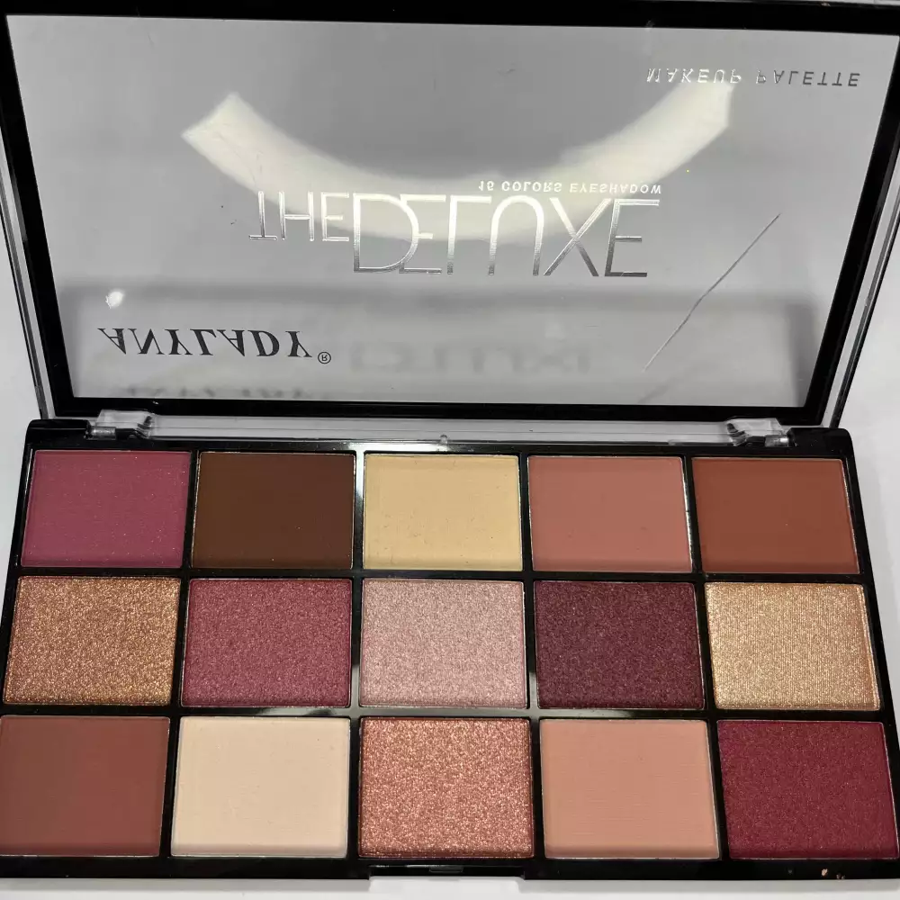 Paleta de sombras 15 colores marca ANYLADY