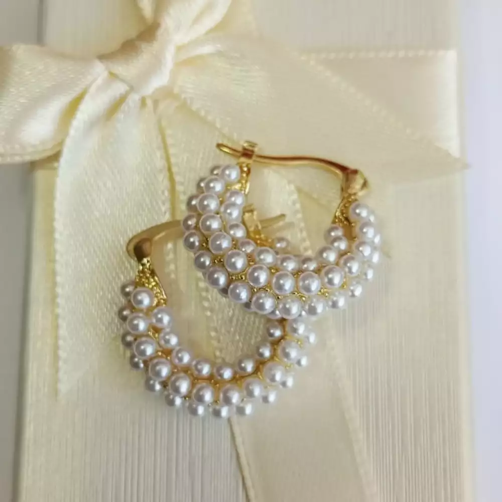 Pendientes de Aro con imitación de perla preciosa