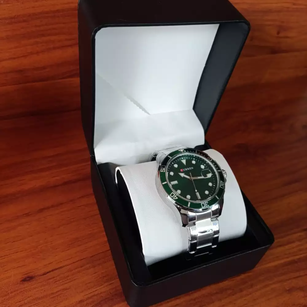 RELOJ PARA HOMBRE CURREN VERDE 8388-2 - La Plaza Morada