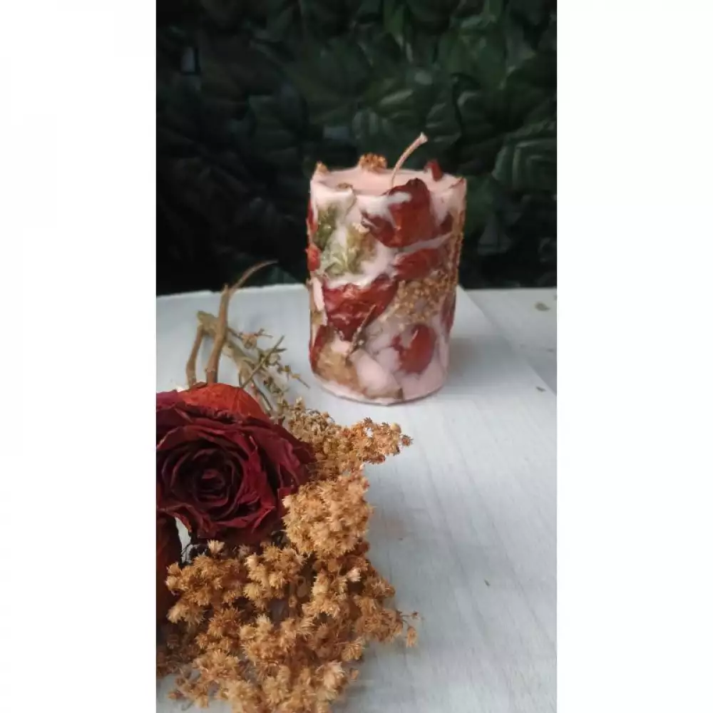 Vela decorativa pétalos de rosa en cera de soja