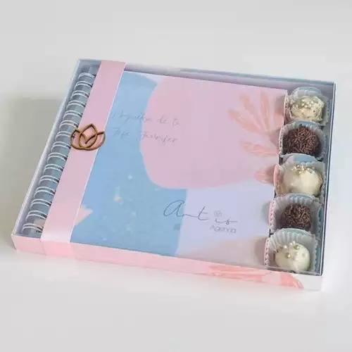 Agenda con planeador mensual 120 hojas y chocolates