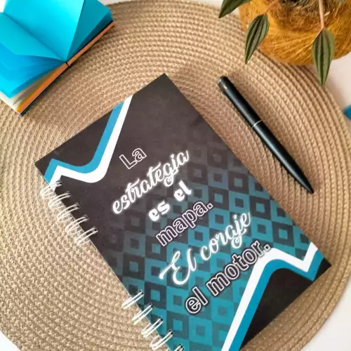 Agenda personalizada estratégica media carta 100 hojas