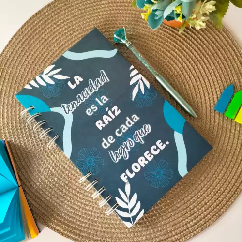 Agenda personalizada florece para mujer 100 hojas