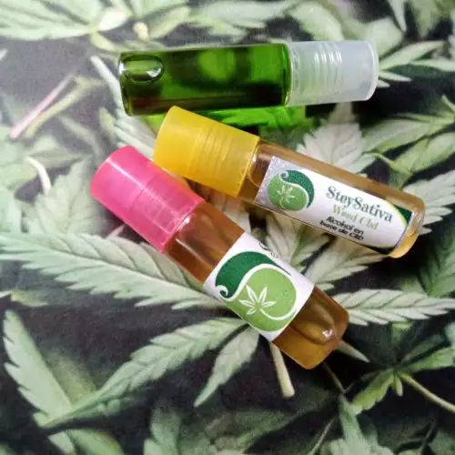 Alcohol CBD roll on 5 ml para dolores musculares