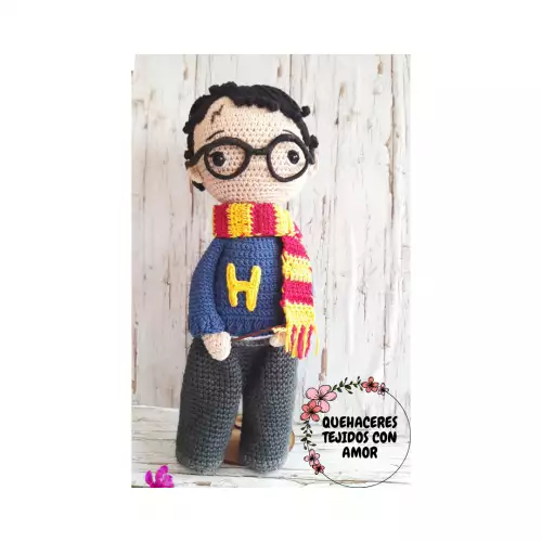Amigurumi Harry Potter hecho a mano con accesorios