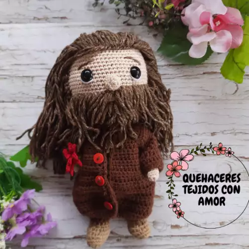 Amigurumi Rubeus Hagrid con accesorios removibles hecho a mano