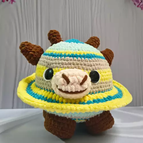 Amigurumi vaca Saturnita tejido a mano artesanal
