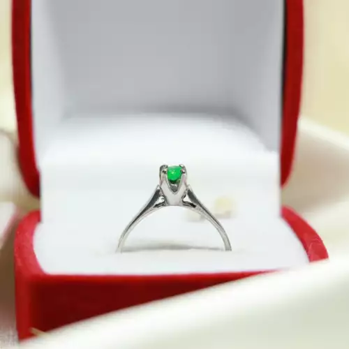 Anillo con esmeralda Nael