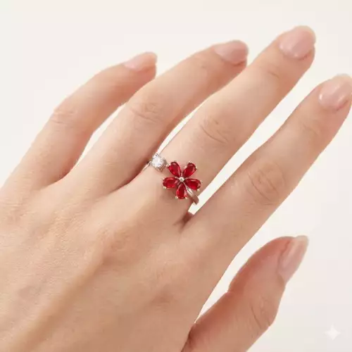 Anillo flor roja ajustable en acero plateado