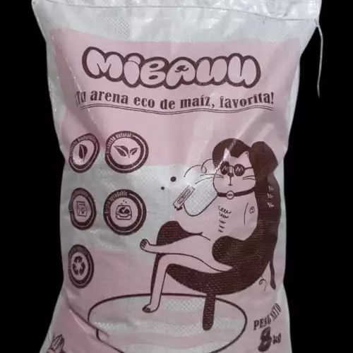 ARENA DE MAÍZ PARA GATOS 24KG + REGALO