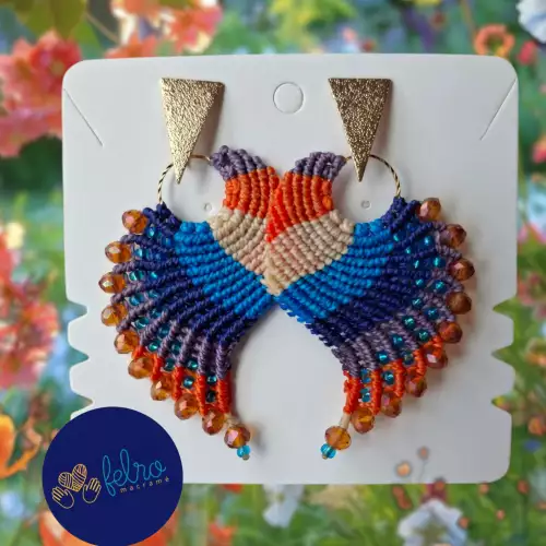 Aretes Alitas, pavo reales, alas de ángel en micro macramé, Cielo de Mandarina