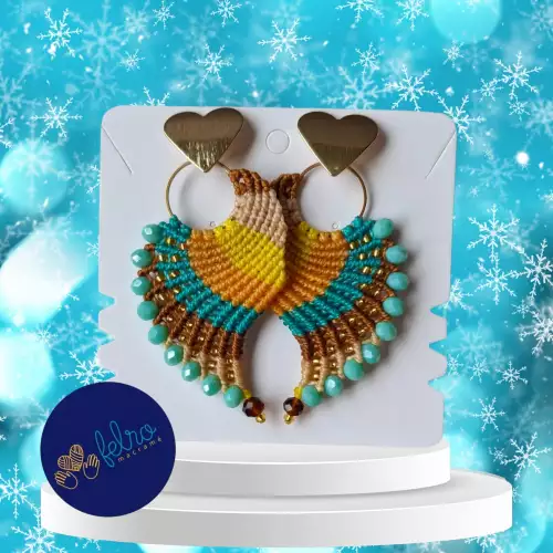 Aretes Alitas, pavo reales, alas de ángel en micro macramé, Dulce Menta