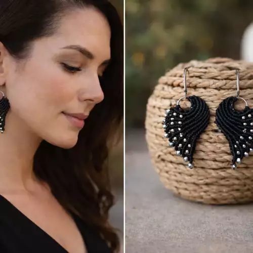 Aretes alitas sombra en micro-macramé hecho a mano