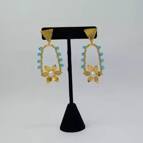 Aretes bronce alambrismo triángulo flor perla azul