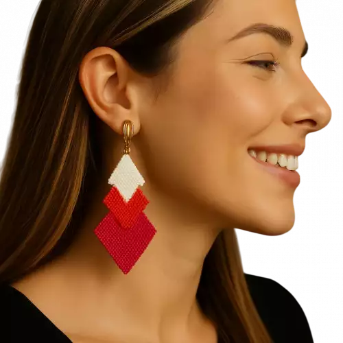 ARETES DIAMANTE ROJO