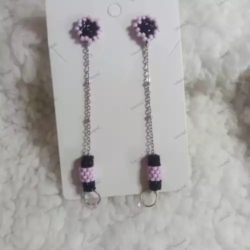Aretes Encanto Nocturno lila y negro con cadena