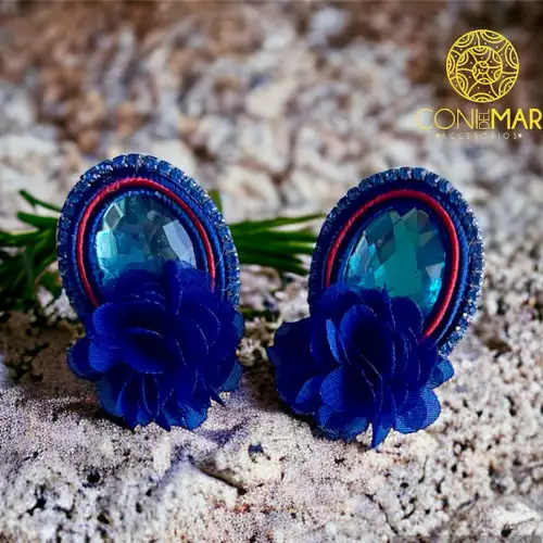 Aretes flor elaborados a mano técnica soutache