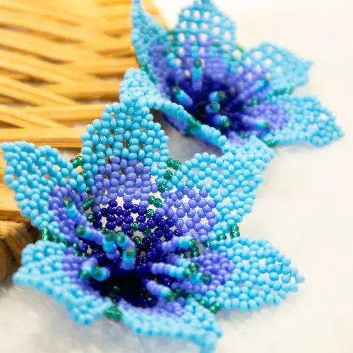 Aretes flor multicolor azul