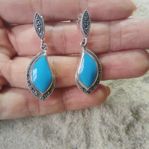 Aretes forma de hoja con zirconia plata artesanal