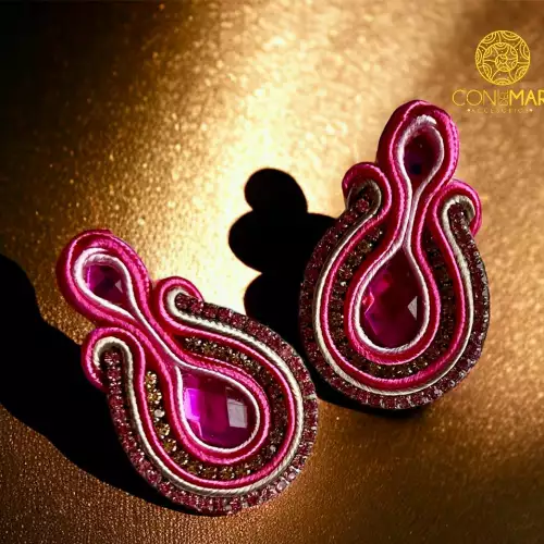 Aretes guitarra elaborados a mano técnica soutache