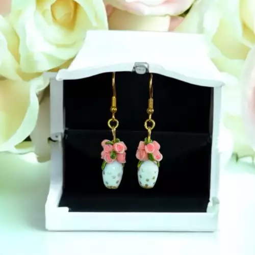 Aretes jarrones miniatura puntos dorados rosas