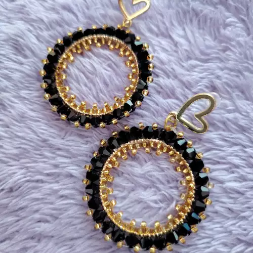 Aretes Karen con gancho corazón hecho a mano