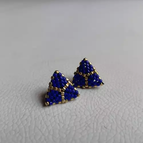 Aretes triangulares miyuki azul y dorado