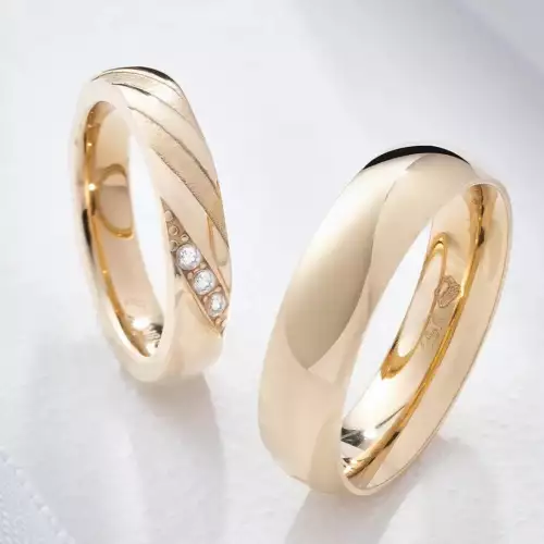Argollas de oro laminado con diamantes Swarovski par