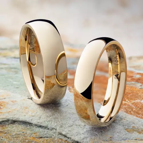 Argollas Myra lisas en oro laminado para pareja