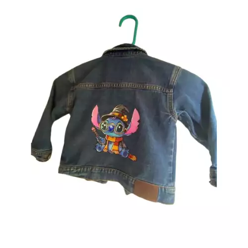 Arte que se lleva puesto: chaquetas y jeans únicos