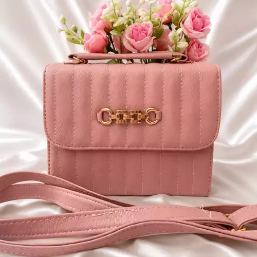 Bolso crossbody acolchado para mujer con herrajes