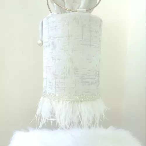 BOLSO DE MODA ELEGANTE CON PLUMAS INFERIORES