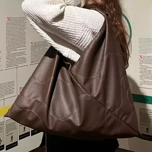 Bolso femenino tipo cuero Cumbal Dunas tono Marrón