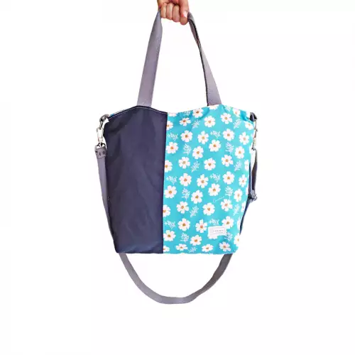 Bolso para mujer con estampado flores blancas 40x40