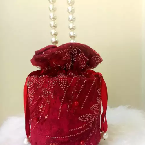 BOLSO ROJO ELEGANTE RECAMADO TIPO MOCHILA