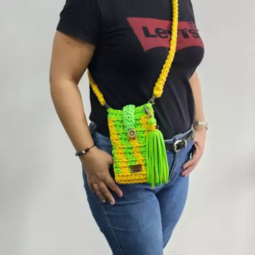 Bolso tejido a crochet en Cordón MARTINA (portacelular)