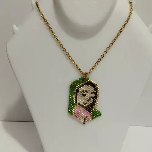 Cadena acero con dije Virgen de Guadalupe miyuki