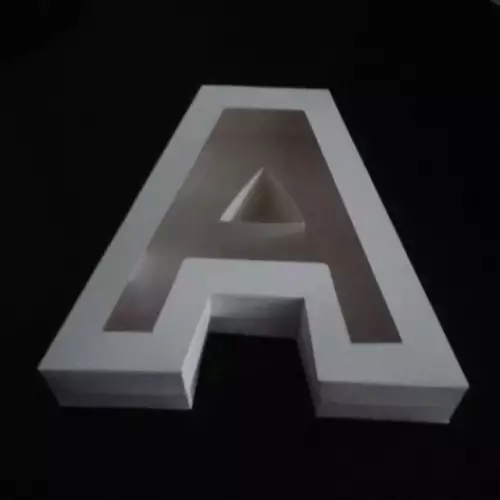 Caja con forma de letra A